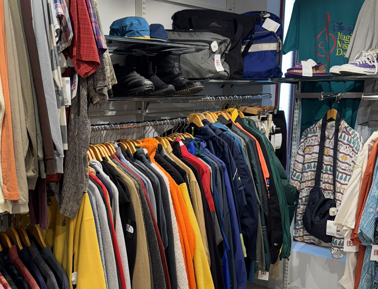 ブランド古着からノーブランドまで高価買取【バズストア】 | 洋服